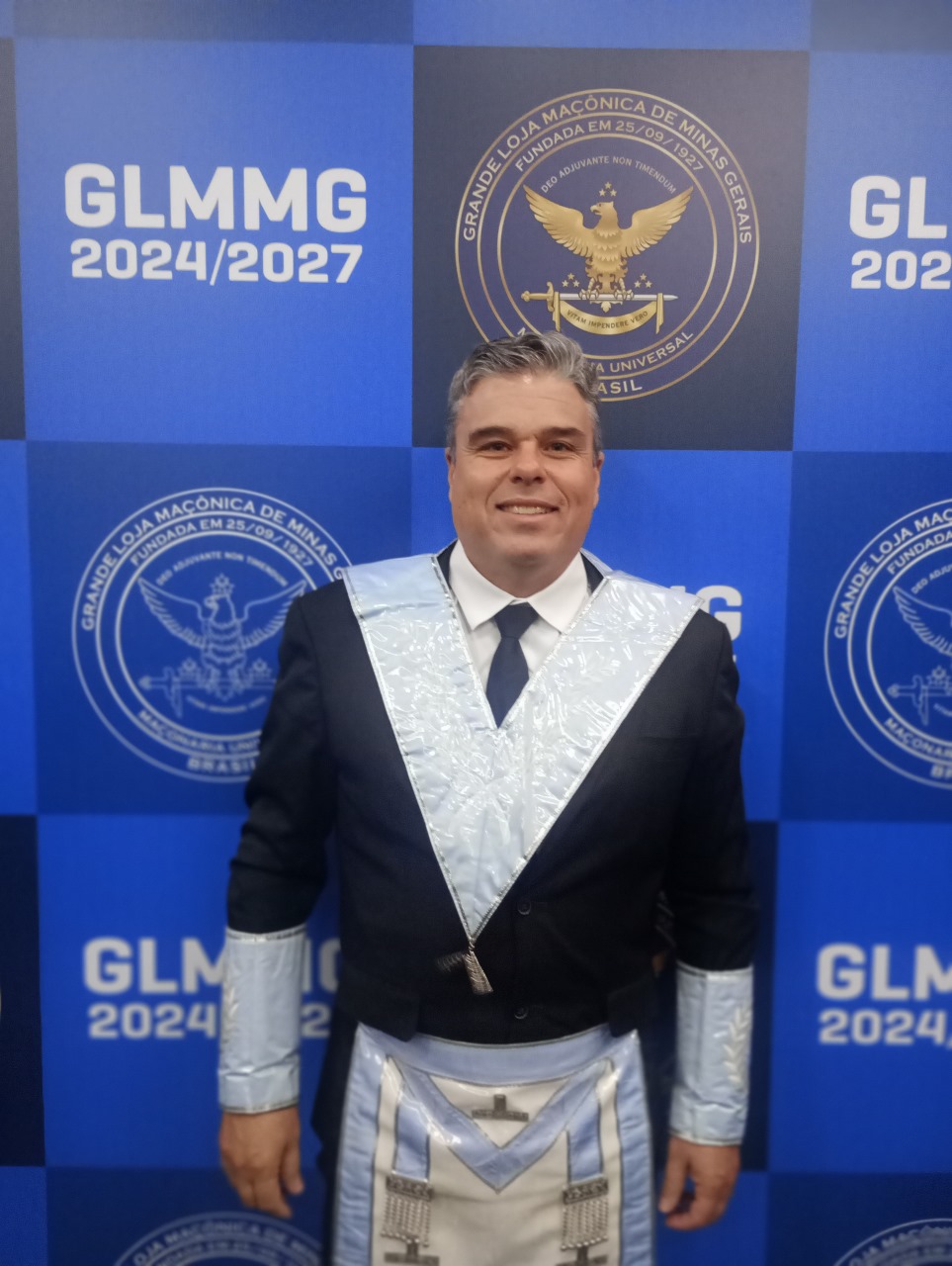 Venerável Mestre André Luiz dos Santos